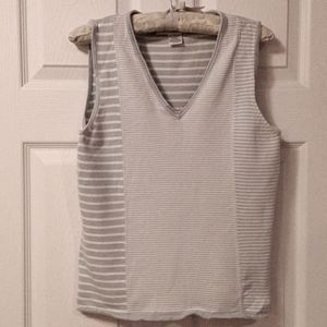 Jones Wear sweater.  Size S.